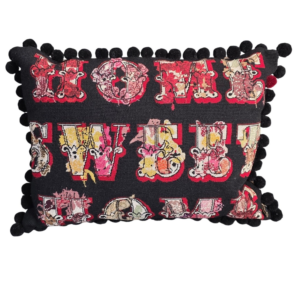 Rug Compny Lndn Home Sweet Home Needlepnt PomPom Tapestry Pillow Blck Mlti 20x14